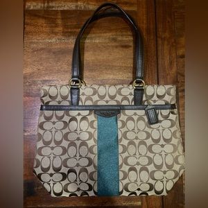 Coach shoulder bag